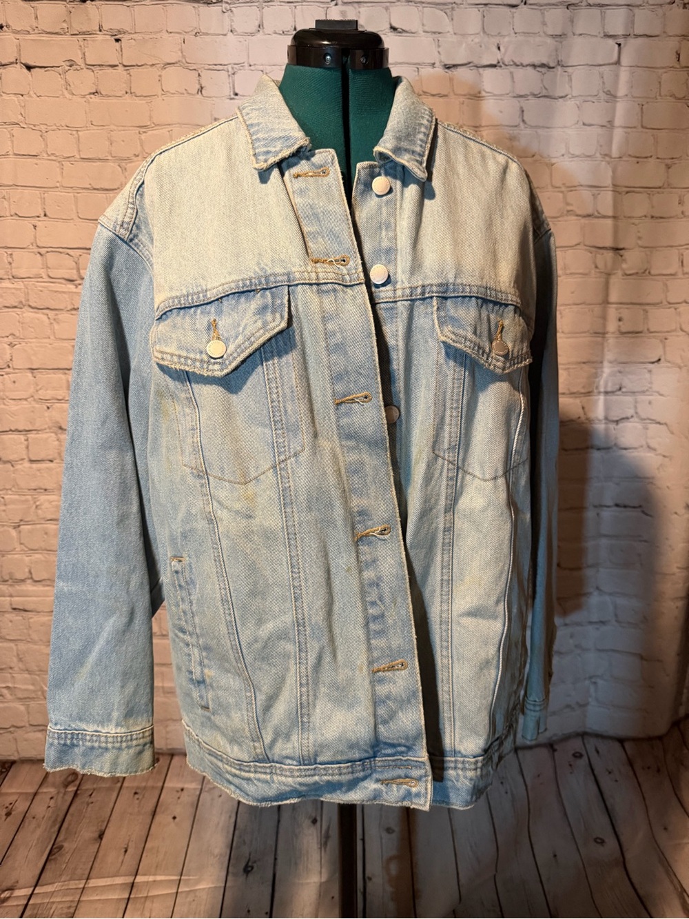 Universal Thread Light Blue Denim Jacket - Women's Oversized Jean Jacket